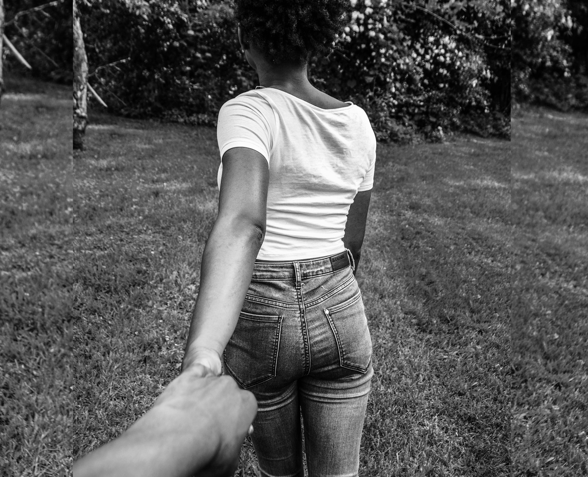 ATENÇÃO: ESTÁ FORA DE MODA SENTIR CIÚMES 