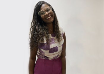 Coordenadora técnica de cursos da educação profissional do SENAI, Carla Melo conta história de força e resiliência