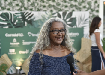 “Eu sou essa pessoa que, se eu descobrir que é uma coisa boa para mim, eu vou atrás”, conta Linda Bezerra, jornalista e editora-chefe do Correio