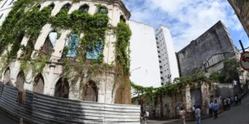 Prefeitura de Salvador autoriza posse de 36 imóveis abandonados no bairro do Comércio
