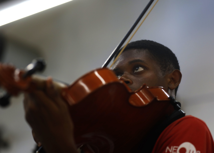 Neojiba abre inscrições para 490 vagas em núcleos de Salvador e do interior da Bahia