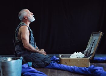 “Outrora” estreia no Forte do Barbalho e discute temas como a memória, o tempo e a morte