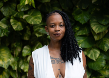 Amanda Julieta lança livro Monstruosa na Casa Preta