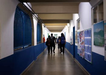 IBGE alerta para quadro preocupante na saúde mental de adolescentes