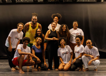Residência artística gratuita fortalece teatro negro independente em Salvador