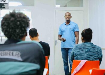 Prefeitura de Salvador abre inscrições para curso gratuito de eletrônica veicular