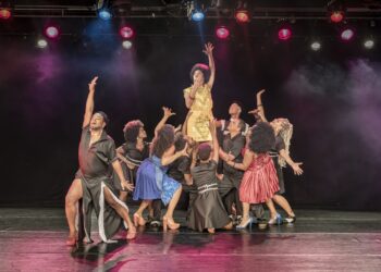 Espetáculo inspirado em Elza Soares ganha nova montagem com banda feminina em Salvador