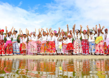 Bienal do Livro Bahia: autores do Coletivo Compiladas participam das atividades do feriadão