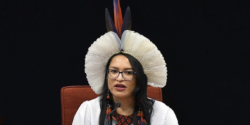 Advogada indígena Samara Pataxó defende “aldear direitos” como estratégia de justiça e protagonismo