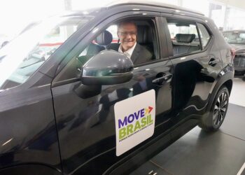 Move Brasil quer estimular presença de mulheres no transporte por táxi e aplicativo, diz Alckmin