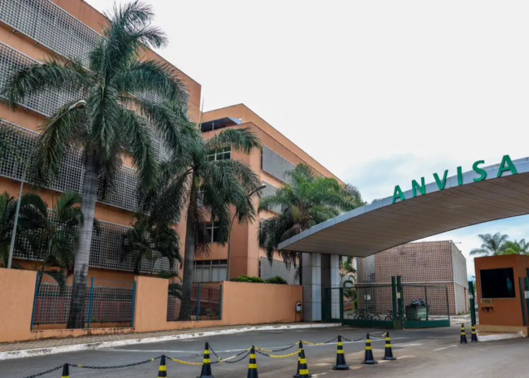 Anvisa aprova novo medicamento para doença cardíaca rara