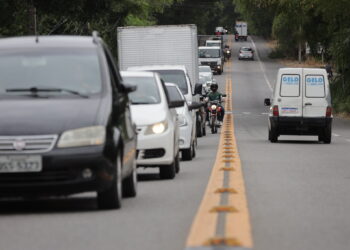 Proprietários de veículos com placas de finais 5 e 6 têm até 8% de desconto no IPVA em maio