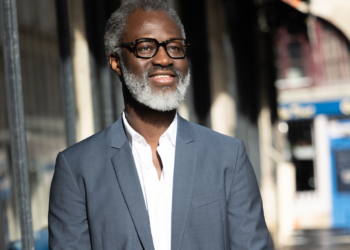 “A luta para mim não é sofrimento”: Mamadou Gaye fala sobre racismo, cultura e propósito de vida