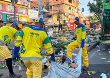 Limpurb intensifica limpeza urbana em Salvador após fim da paralisação de garis e margaridas