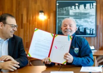 Presidente Lula sanciona lei que garante renovação automática da CNH para bons condutores