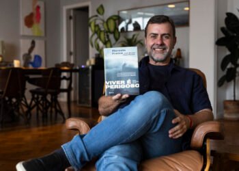 Marcelo Freixo lança primeiro livro em Salvador com debate e sessão de autógrafos