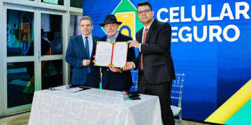 Lula lança plataforma para combater roubo de celulares e comércio ilegal de aparelhos