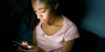 Governo lança plano de combate ao trabalho infantil com foco em riscos no ambiente digital