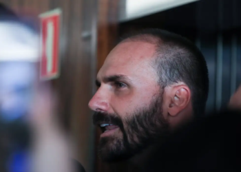 Moraes libera para julgamento ação contra Eduardo Bolsonaro por atuação ligada ao tarifaço dos EUA