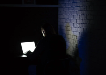 Especialista alerta para riscos do uso da inteligência artificial como substituta do acompanhamento psicológico