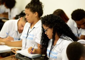 Jovem Aprendiz Empreendedor: Prefeitura abre 600 vagas para adolescentes e jovens