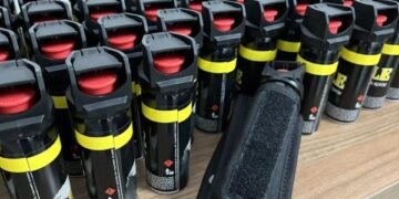 Guarda Municipal orienta mulheres sobre uso do spray de pimenta para defesa pessoal