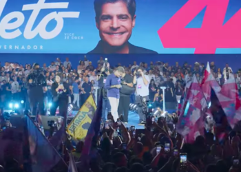 União Brasil oficializa ACM Neto como candidato ao governo da Bahia em convenção que reuniu oposição no Centro de Convenções