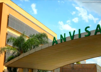 Anvisa proíbe fabricação e venda de cosméticos irregulares; confira a lista