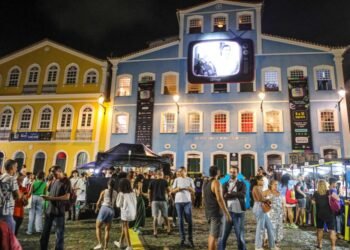 Fundação Gregório de Mattos celebra 40 anos com desfile literário inédito e reabertura da Casa do Benin na Flipelô