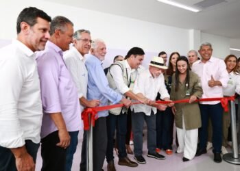 Inauguração do Hospital Estadual do Litoral Norte em Alagoinhas marca primeira entrega hospitalar do Novo PAC no país