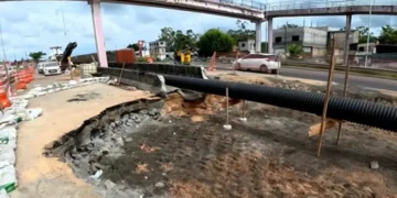 Vazamento interdita parcialmente a BR-324 na sexta e motoristas ainda enfrentam retenções no fim de semana