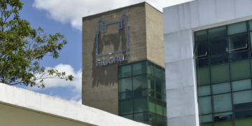 Fiocruz e farmacêutica firmam acordo para viabilizar produção de novo medicamento de prevenção ao HIV no Brasil