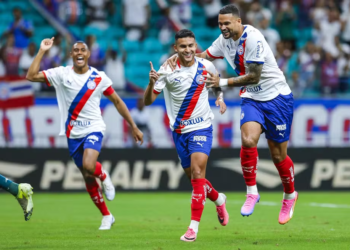 Bahia vence a Chapecoense na volta do Brasileirão e encerra sequência de desconfiança