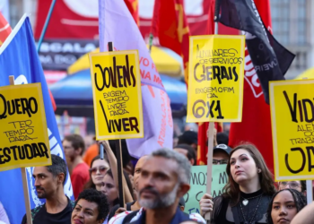 Bahia lidera Nordeste em processos trabalhistas sobre jornada de trabalho, aponta levantamento