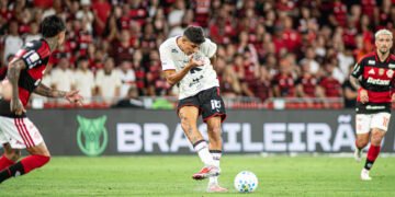 Vitória recebe Botafogo no Barradão em confronto direto no Brasileirão