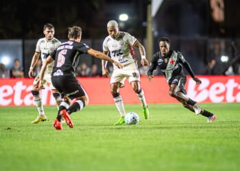 Vitória encara Atlético-MG fora de casa pelo Brasileirão em meio a desfalques