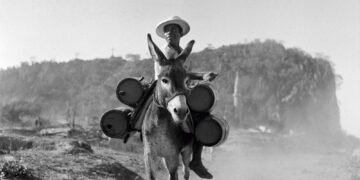 Feira de Santana recebe exposição itinerante com 80 fotografias de Pierre Verger