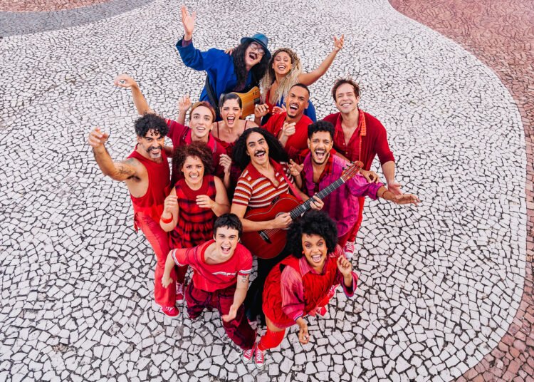 ‘Moraes Musical Moreira’ estreia com TCA lotado e segue em cartaz em Salvador