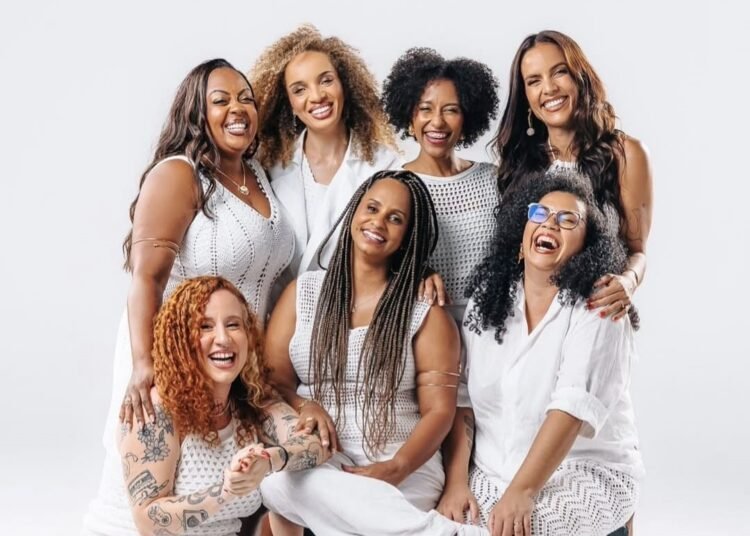 Sambaiana leva música e protagonismo feminino ao 3º Congresso CONAMP Mulher e à Casa Cor