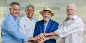 Com apoio de Lula, Jerônimo chega a 46%, aponta pesquisa Opnus/BNews divulgada nesta segunda-feira (24), contra 38% de ACM Neto   