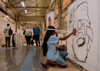 Exposição no Metrô Bahia destaca protagonismo de mulheres negras durante o Agosto Lilás