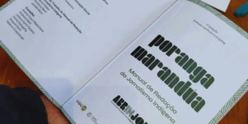 Jornalistas indígenas lançam manual inédito de comunicação com orientações para cobertura sobre povos originários