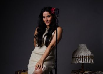 Candice Fiais estreia show em homenagem às mulheres que marcaram a história do blues em Salvador