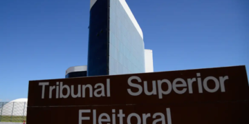 TSE suspende novas filiações partidárias após registros indevidos no sistema