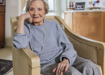 Morre Glória Menezes, uma das grandes atrizes do teatro e da televisão brasileira, aos 91 anos