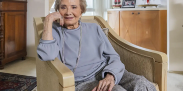 Morre Glória Menezes, uma das grandes atrizes do teatro e da televisão brasileira, aos 91 anos