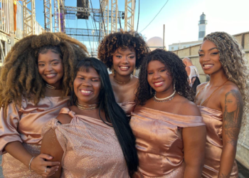 Quabales Banda e Samba Gringa se unem em show inédito na Casa Rosa, em Salvador