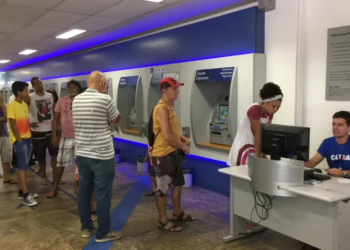 Bancários paralisam atividades todo o país nesta quinta-feira (20)