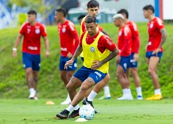 Bahia busca recorde de invencibilidade e vaga no G-4 contra o Bragantino neste sábado (5)