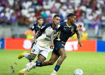 Bahia vence o Remo com gols no fim e entra no G4 do Brasileirão
